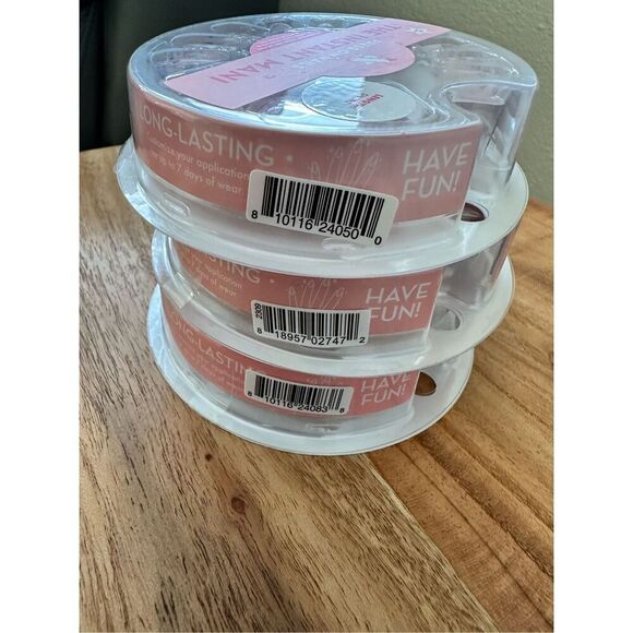 Olive & June The Instant Mani 3 Pack of Press on Nails New Short Length - Picture 3 of 4
